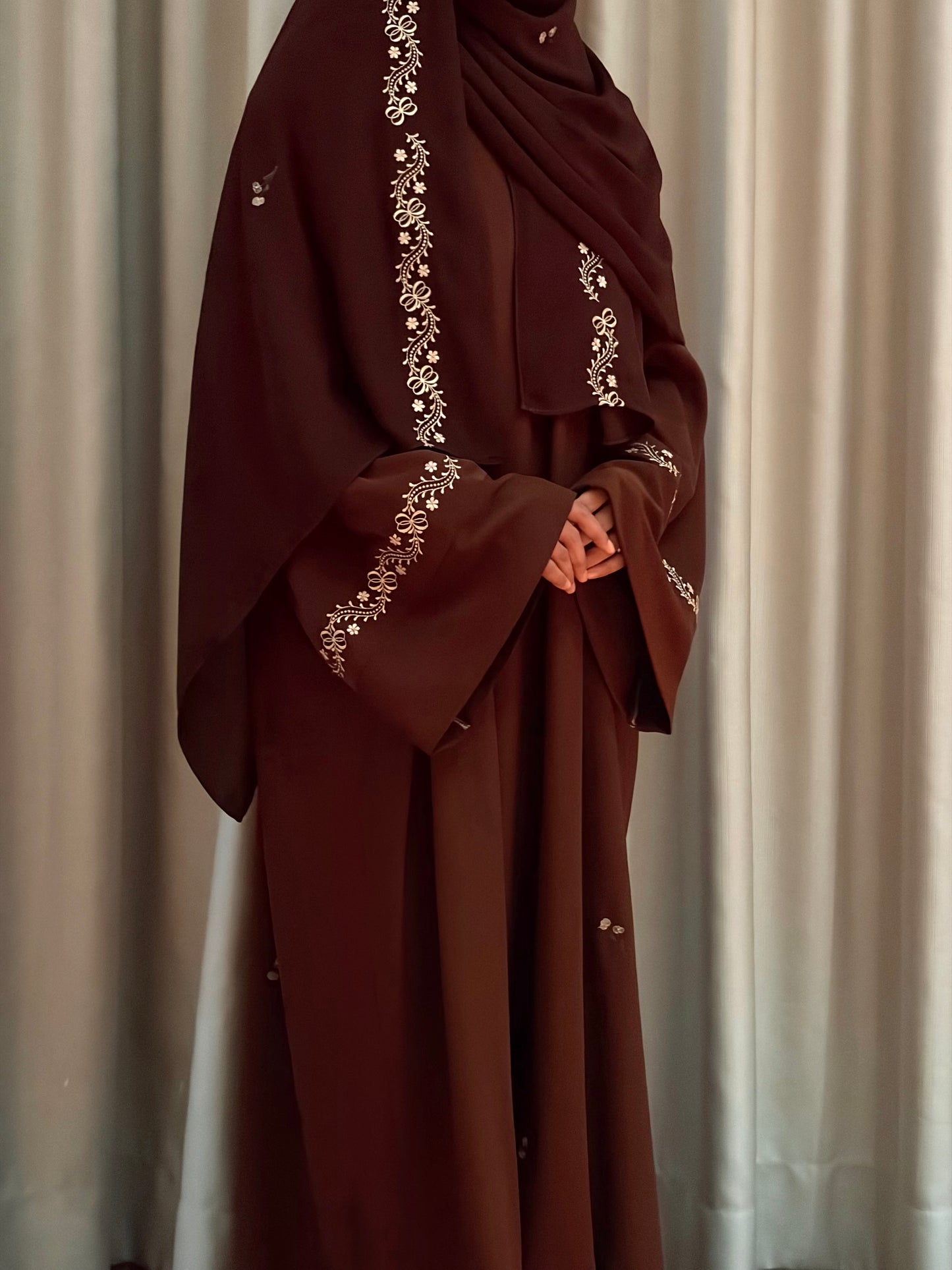Sakura Abaya - Dark Chocolate